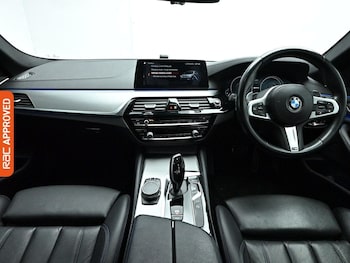 Used BMW 5 Series 2017 for sale - 78029581: Photo