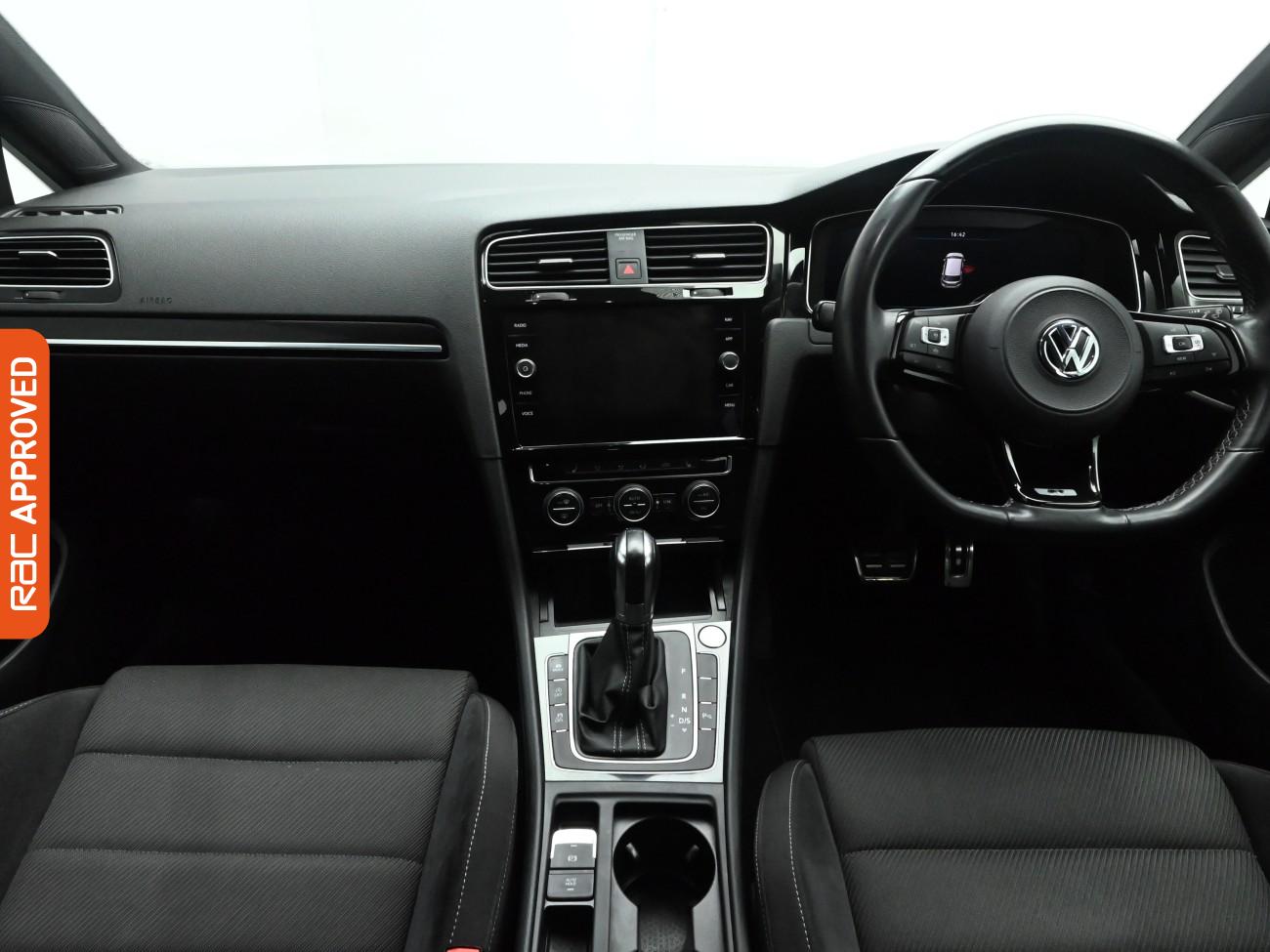 Used Volkswagen Golf 2019 for sale - 76890260: Photo 2