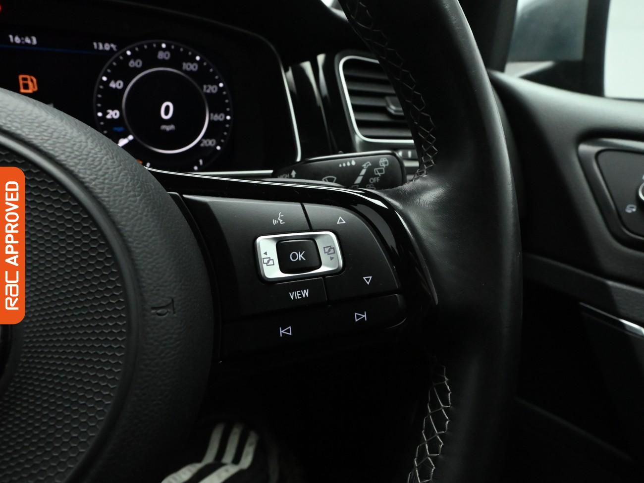 Used Volkswagen Golf 2019 for sale - 76890260: Photo 21