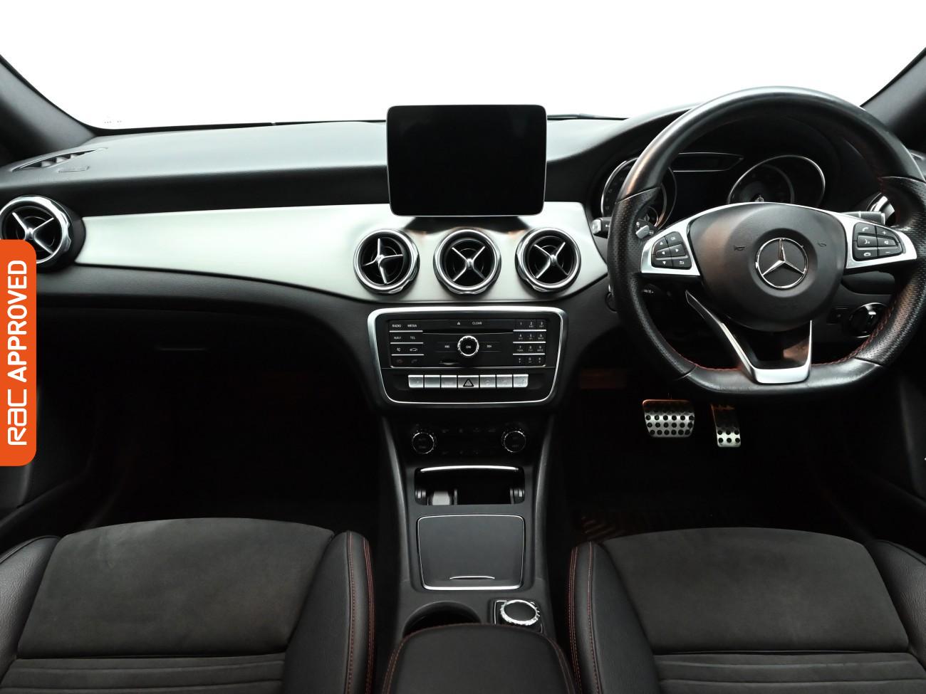 Used Mercedes-Benz GLA 2020 for sale - 76750749: Photo 2