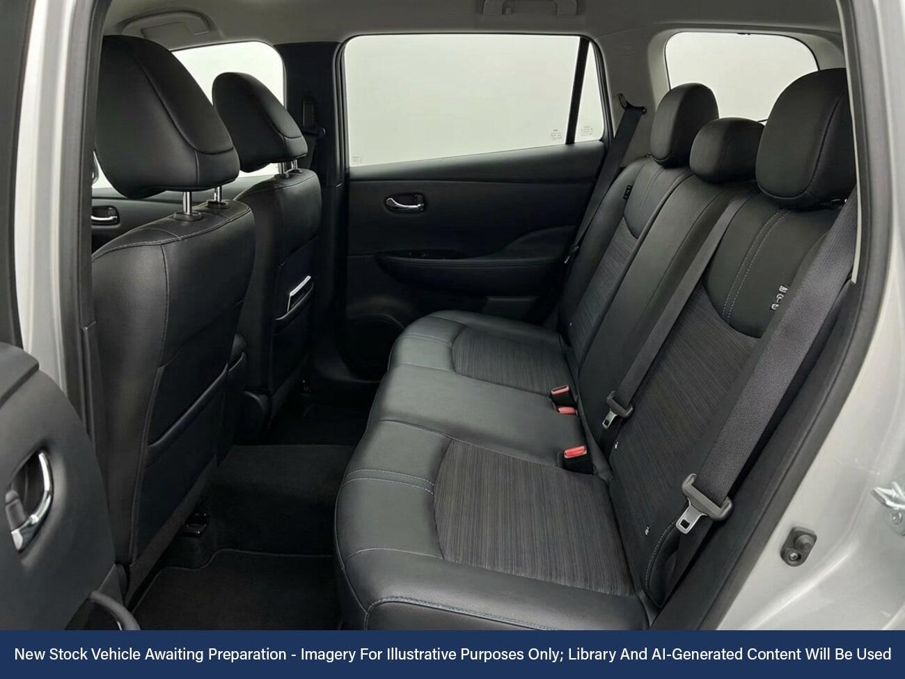 Used Nissan Leaf 2021 for sale - 77037461: Photo 4