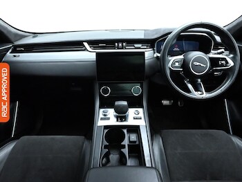 Used Jaguar F-Pace 2021 for sale - 76267958: Photo