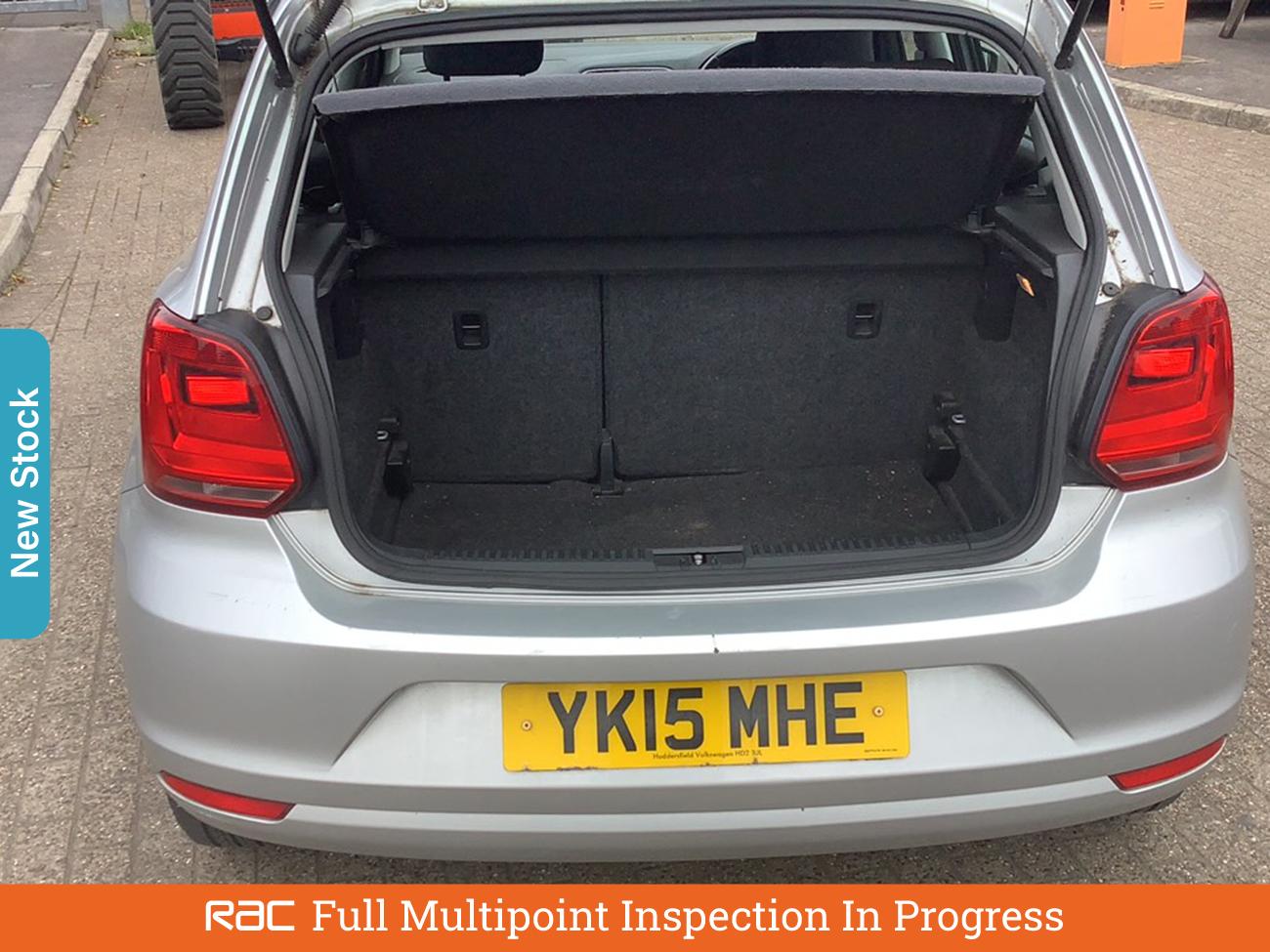 Used Volkswagen Polo 2015 for sale - 76113693: Photo 6