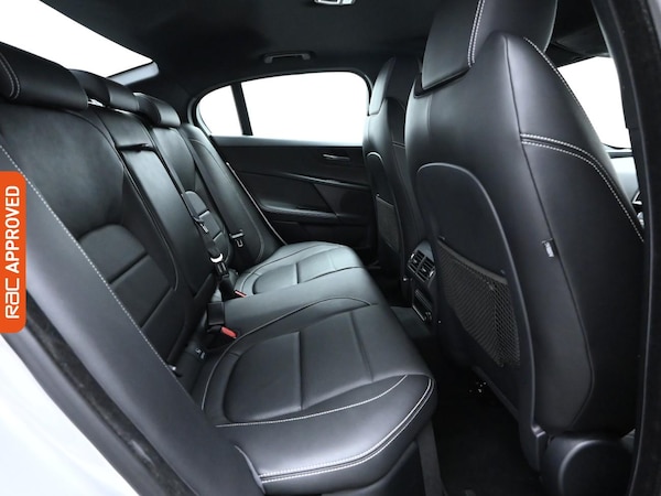 Used Jaguar XE 2019 for sale - 76115233: Photo 12