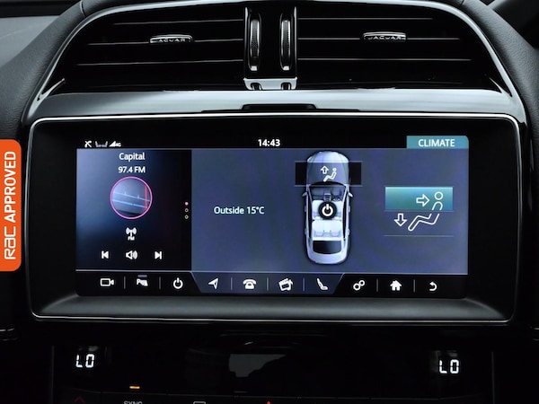 Used Jaguar XE 2019 for sale - 76115233: Photo 15