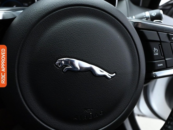 Used Jaguar XE 2019 for sale - 76115233: Photo 22