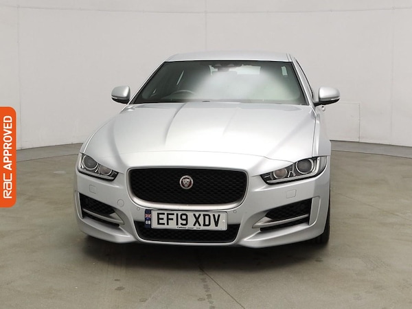 Used Jaguar XE 2019 for sale - 76115233: Photo 7