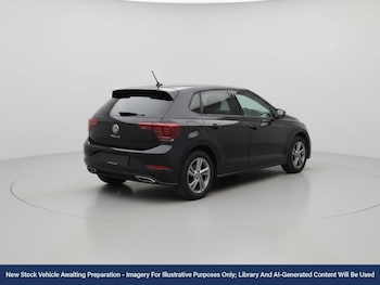 Used Volkswagen Polo 2023 for sale - 76697789: Photo