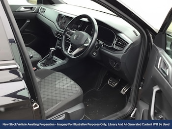 Used Volkswagen Polo 2023 for sale - 76697789: Photo