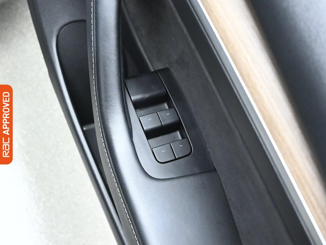 Used Tesla Model 3 2025 for sale - 76128477: Photo 27