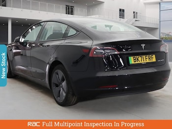 Used Tesla Model 3 2025 for sale - 76128477: Photo 2