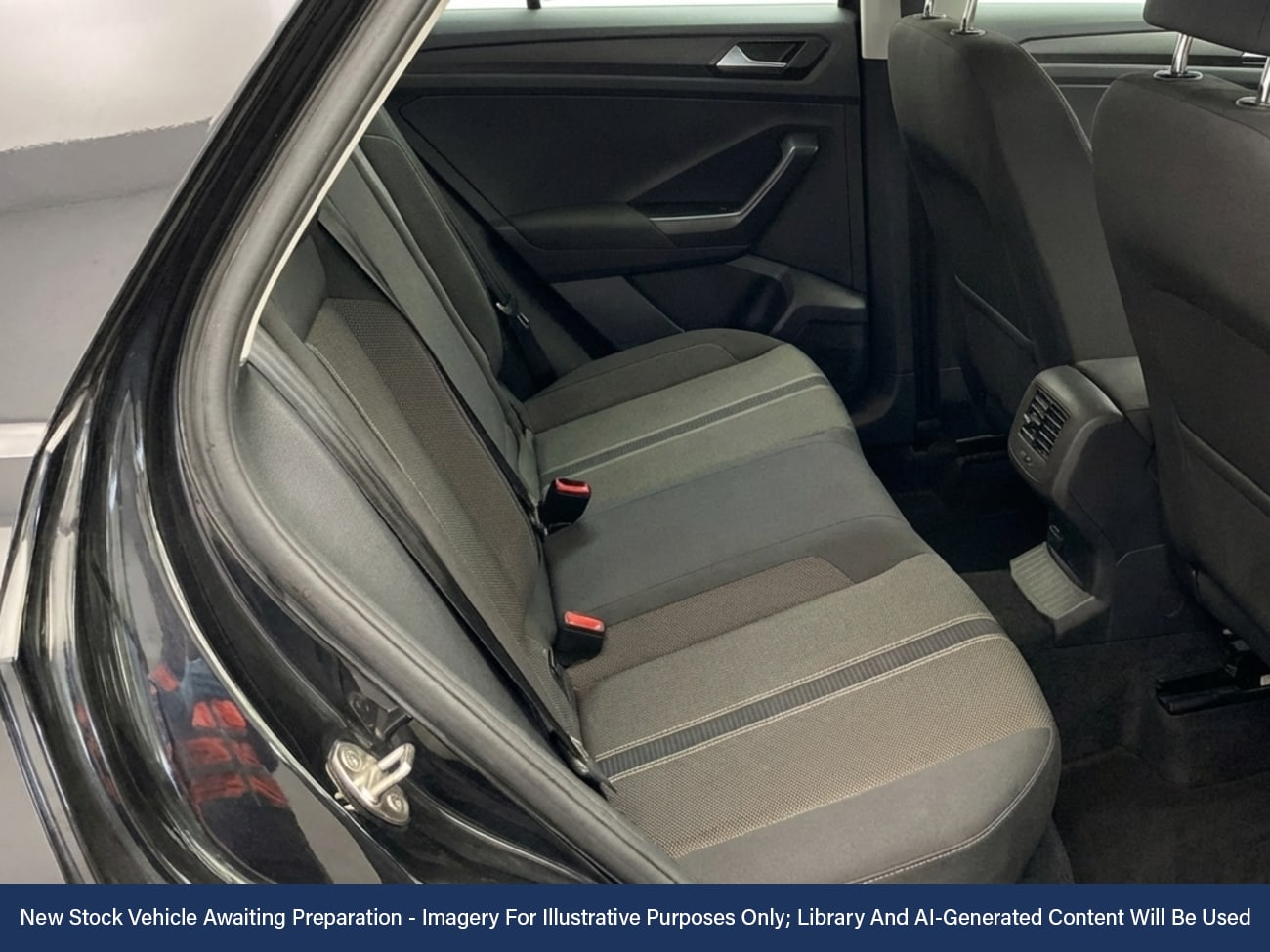 Used Volkswagen T-Roc 2019 for sale - 78091117: Photo 4