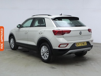 Used Volkswagen T-Roc 2023 for sale - 79365109: Photo