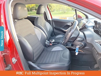 Used Peugeot 2008 2019 for sale - 76035324: Photo
