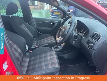 Used Volkswagen Polo 2016 for sale - 76230713: Photo