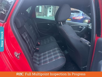 Used Volkswagen Polo 2016 for sale - 76230713: Photo