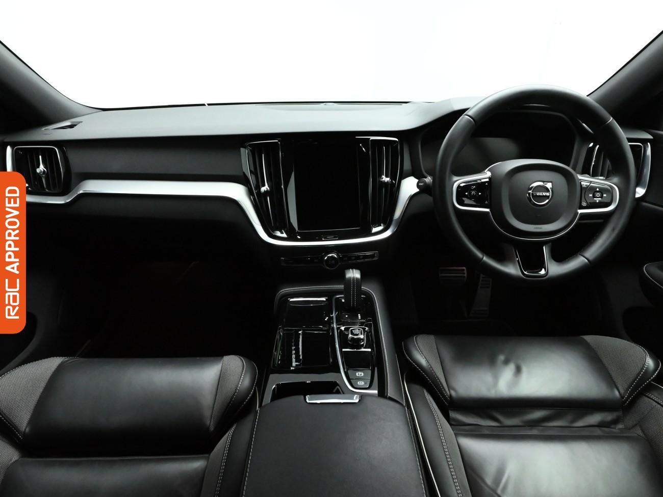 Used Volvo V60 2021 for sale - 76949585: Photo 2