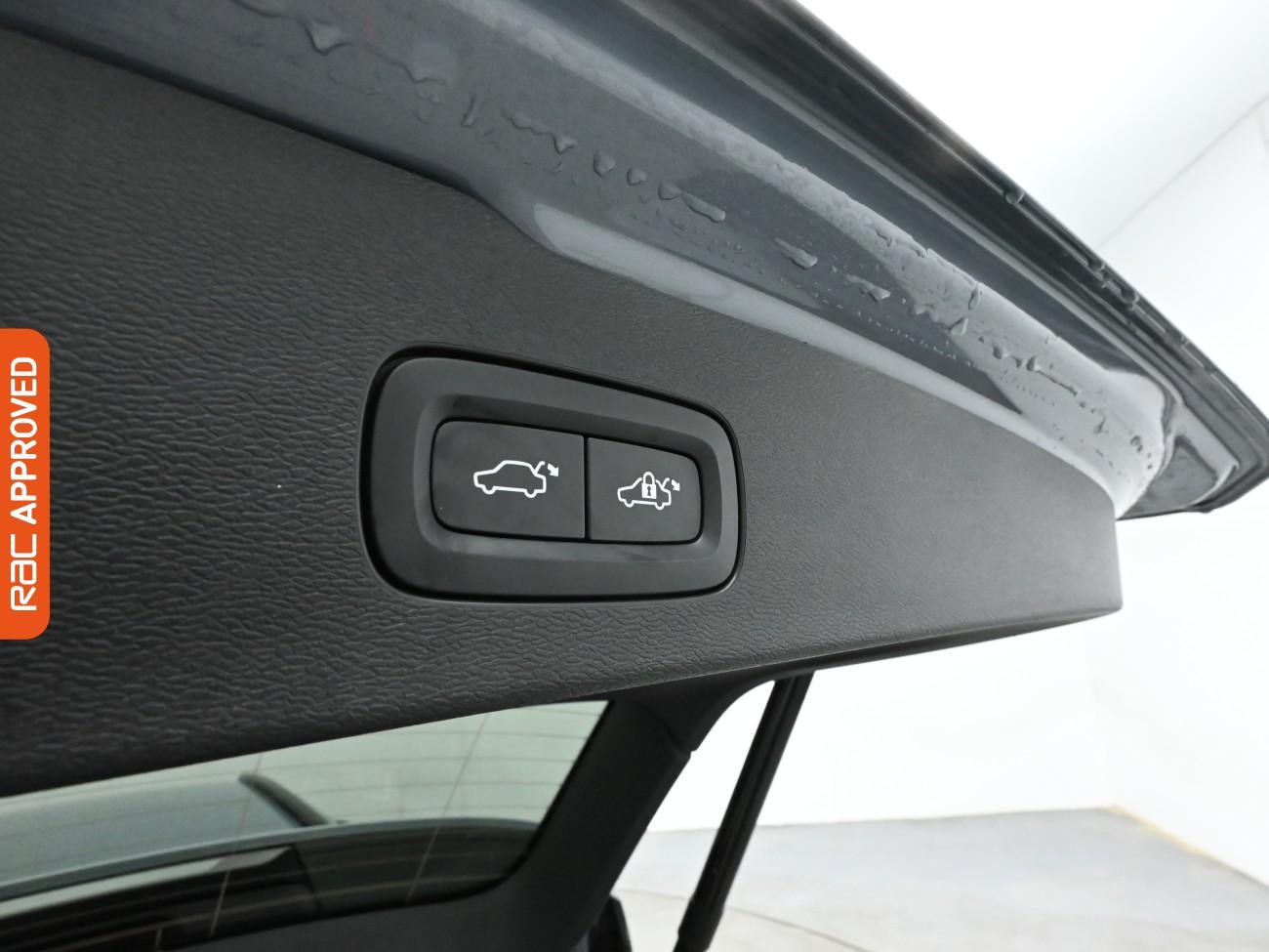 Used Volvo V60 2021 for sale - 76949585: Photo 31