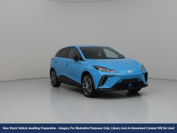 2024 - 64kWh Trophy Long Range Hatchback 5dr Electric Auto (203 ps)