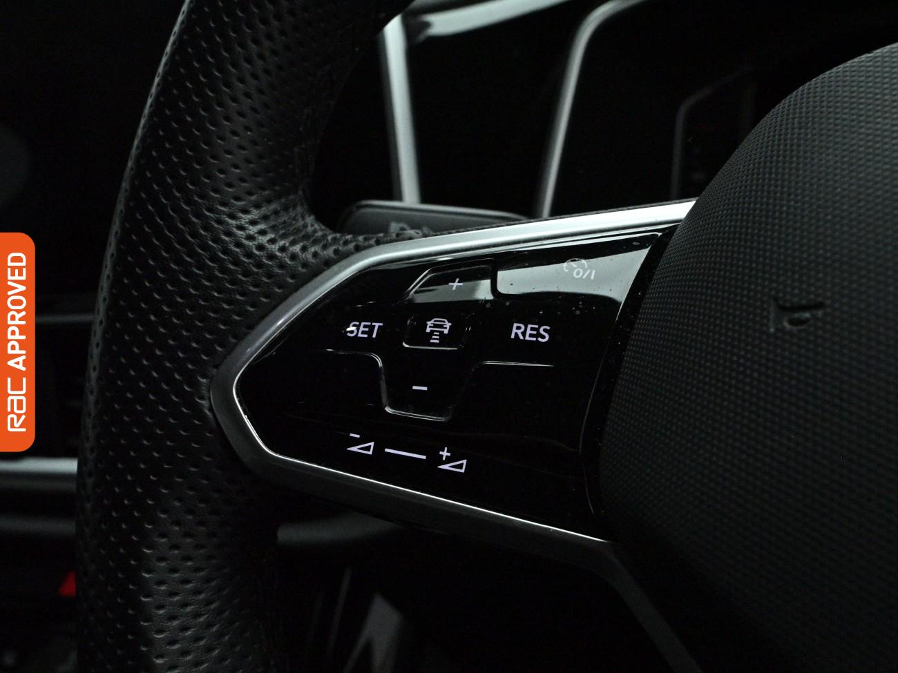 Used Volkswagen T-Roc 2023 for sale - 78111819: Photo 23