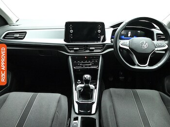 Used Volkswagen T-Roc 2023 for sale - 78812855: Photo