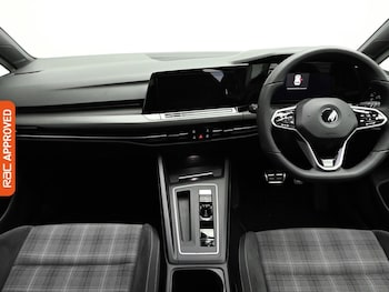 Used Volkswagen Golf 2021 for sale - 76495126: Photo