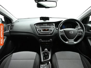 Used Hyundai i20 2016 for sale - 78939623: Photo