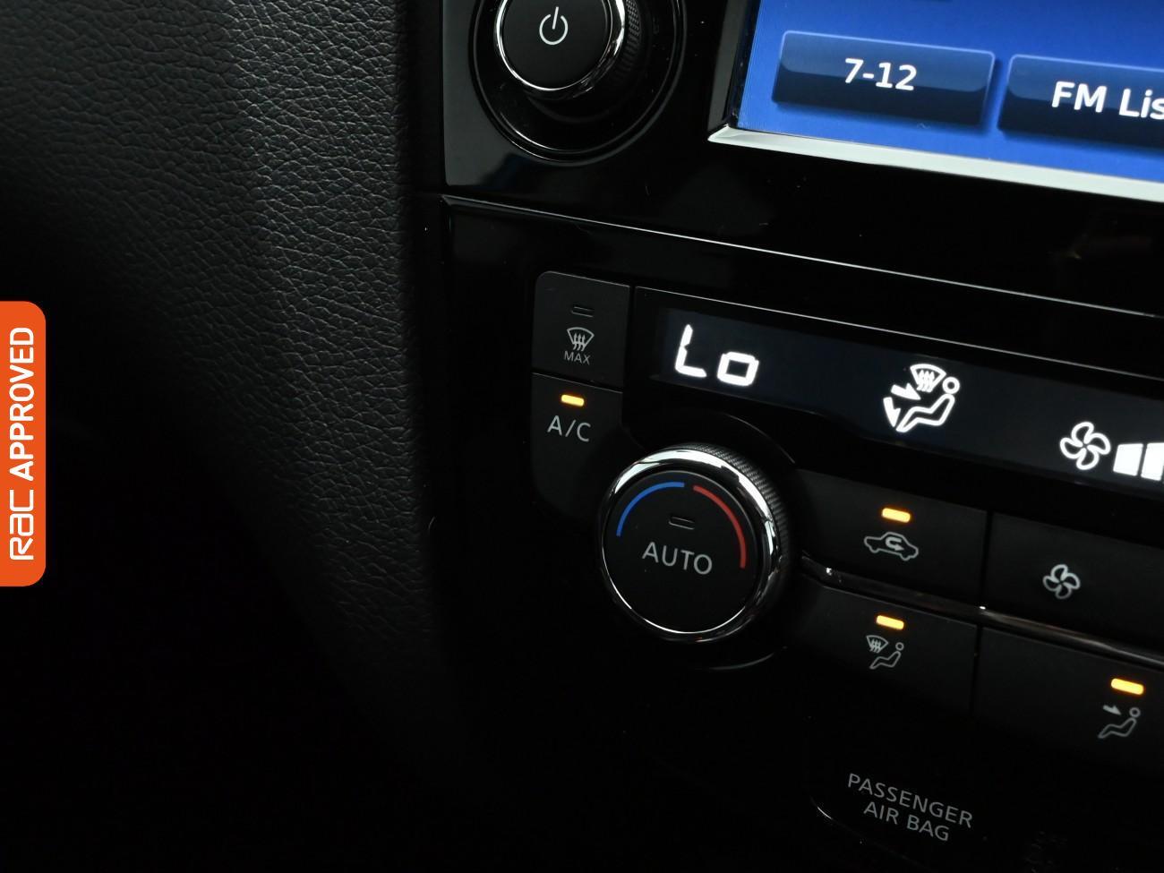 Used Nissan Qashqai 2018 for sale - 76629901: Photo 18