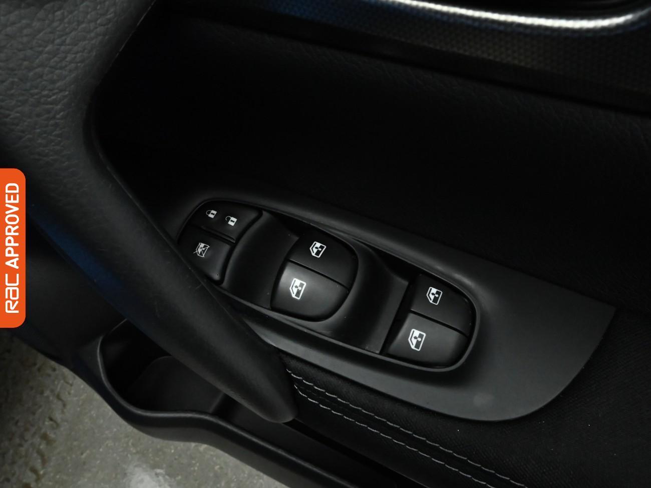 Used Nissan Qashqai 2018 for sale - 76629901: Photo 22