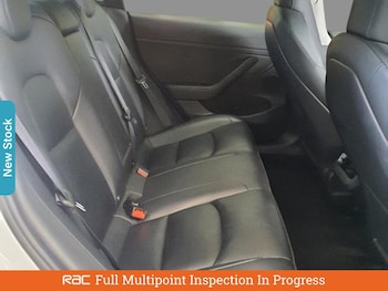 Used Tesla Model 3 2025 for sale - 76128494: Photo 4