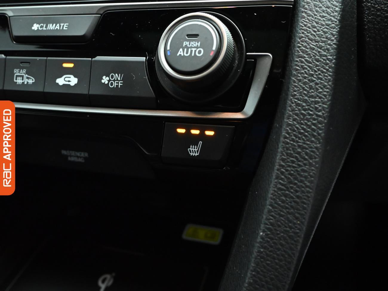 Used Honda Civic 2018 for sale - 77728697: Photo 19