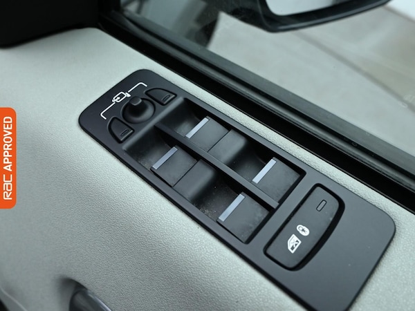 Used Land Rover Discovery Sport 2018 for sale - 75639441: Photo 29