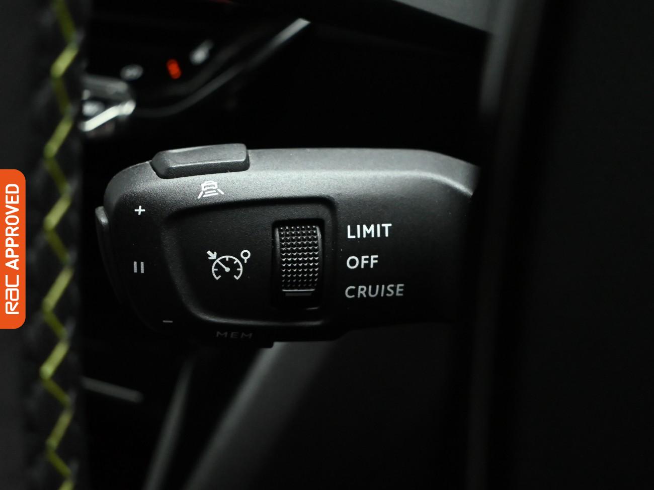 Used Peugeot 2008 2020 for sale - 76650485: Photo 25