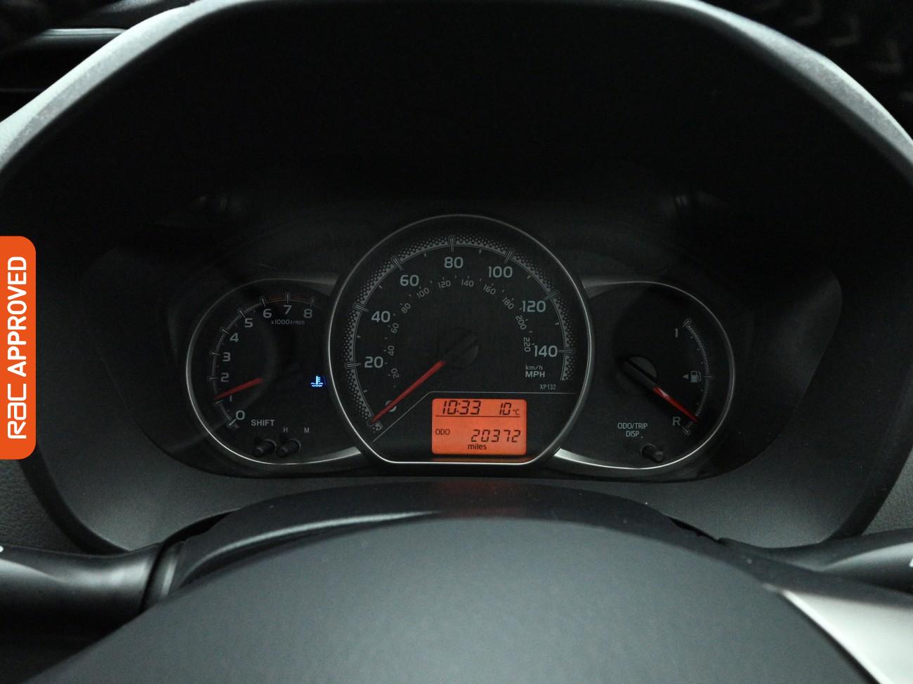 Used Toyota Yaris 2016 for sale - 77862852: Photo 11