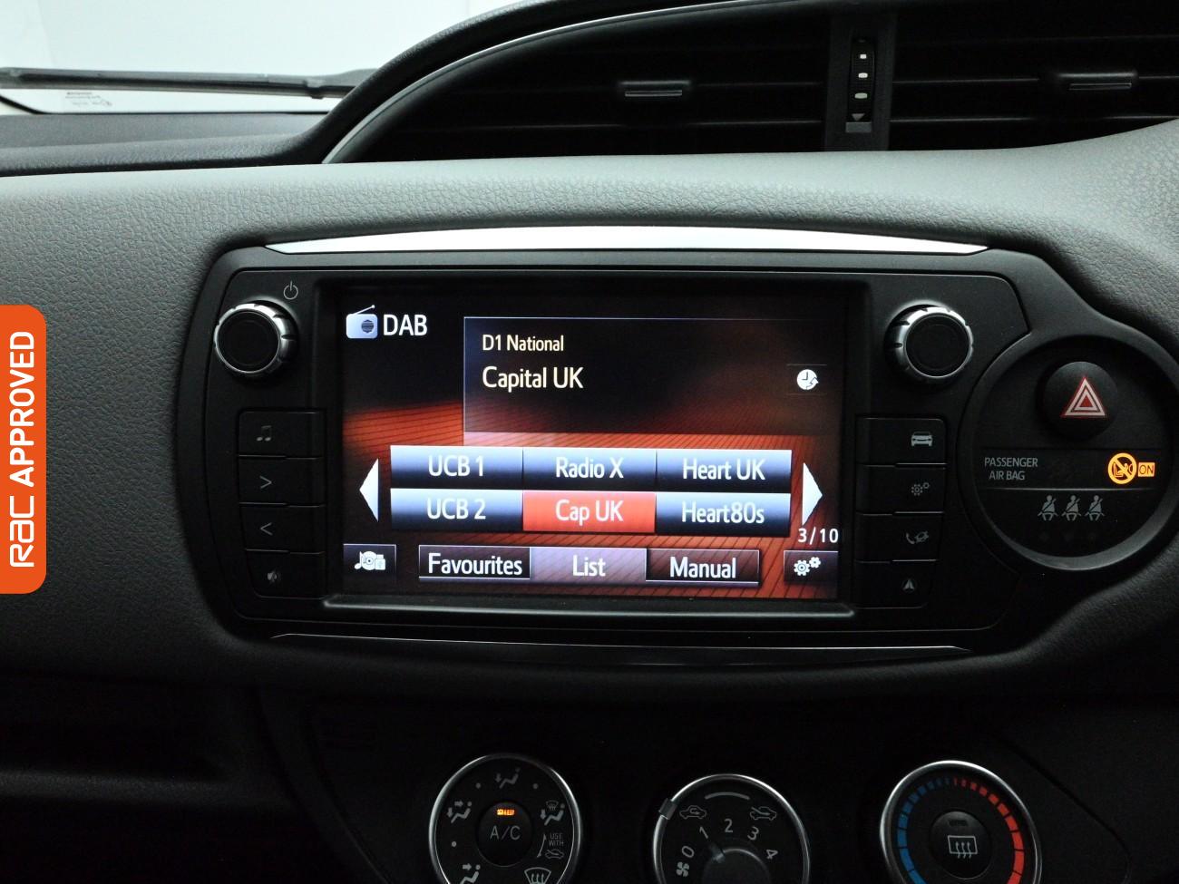 Used Toyota Yaris 2016 for sale - 77862852: Photo 17