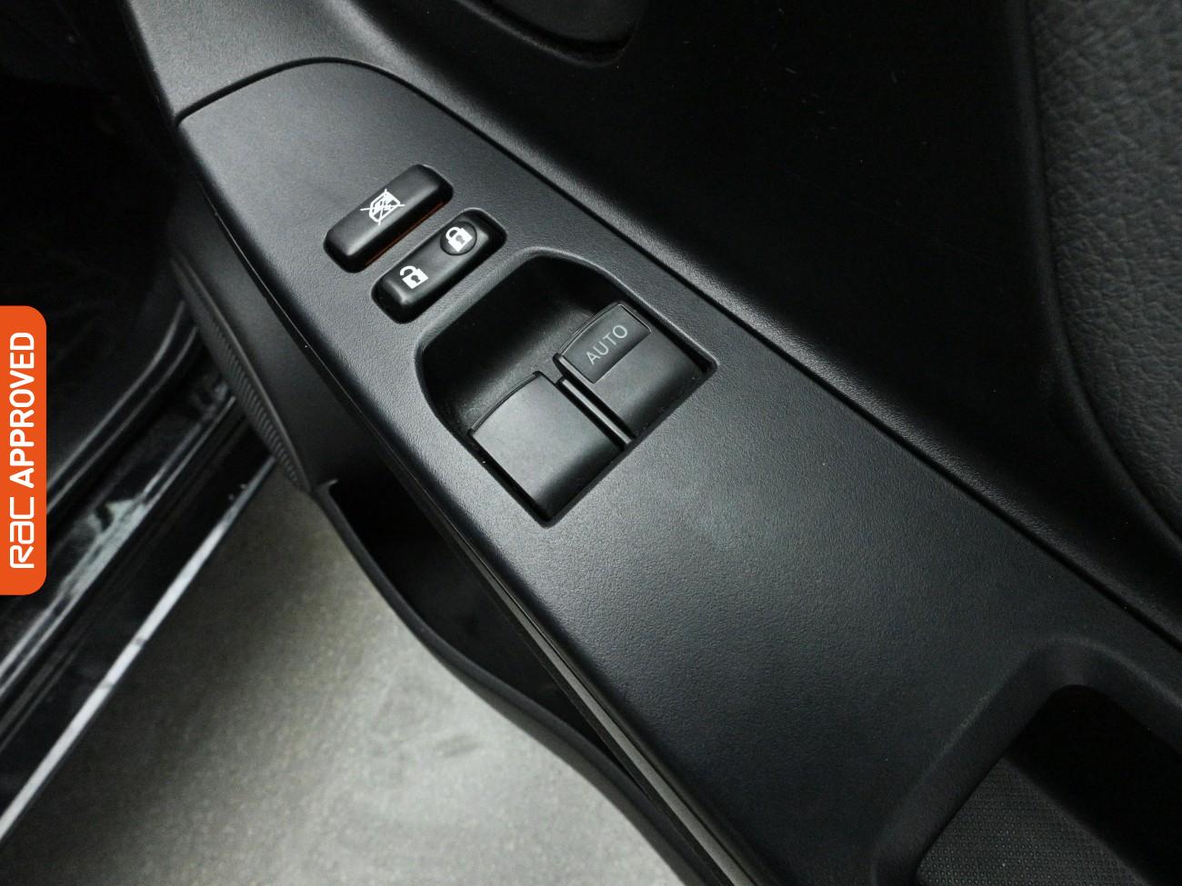 Used Toyota Yaris 2016 for sale - 77862852: Photo 24