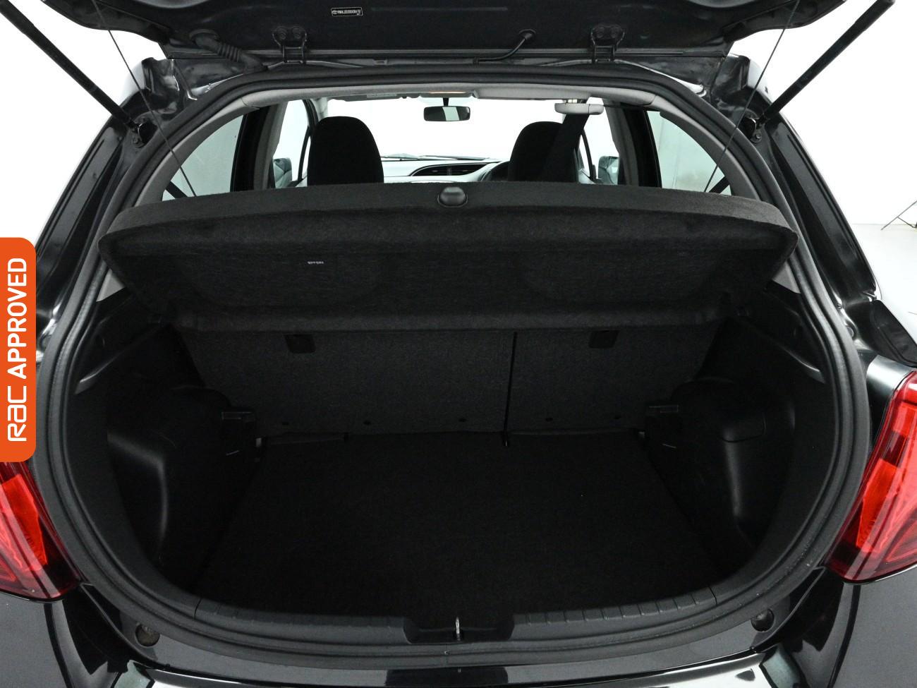 Used Toyota Yaris 2016 for sale - 77862852: Photo 25