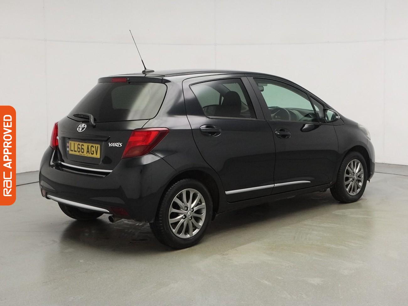 Used Toyota Yaris 2016 for sale - 77862852: Photo 29