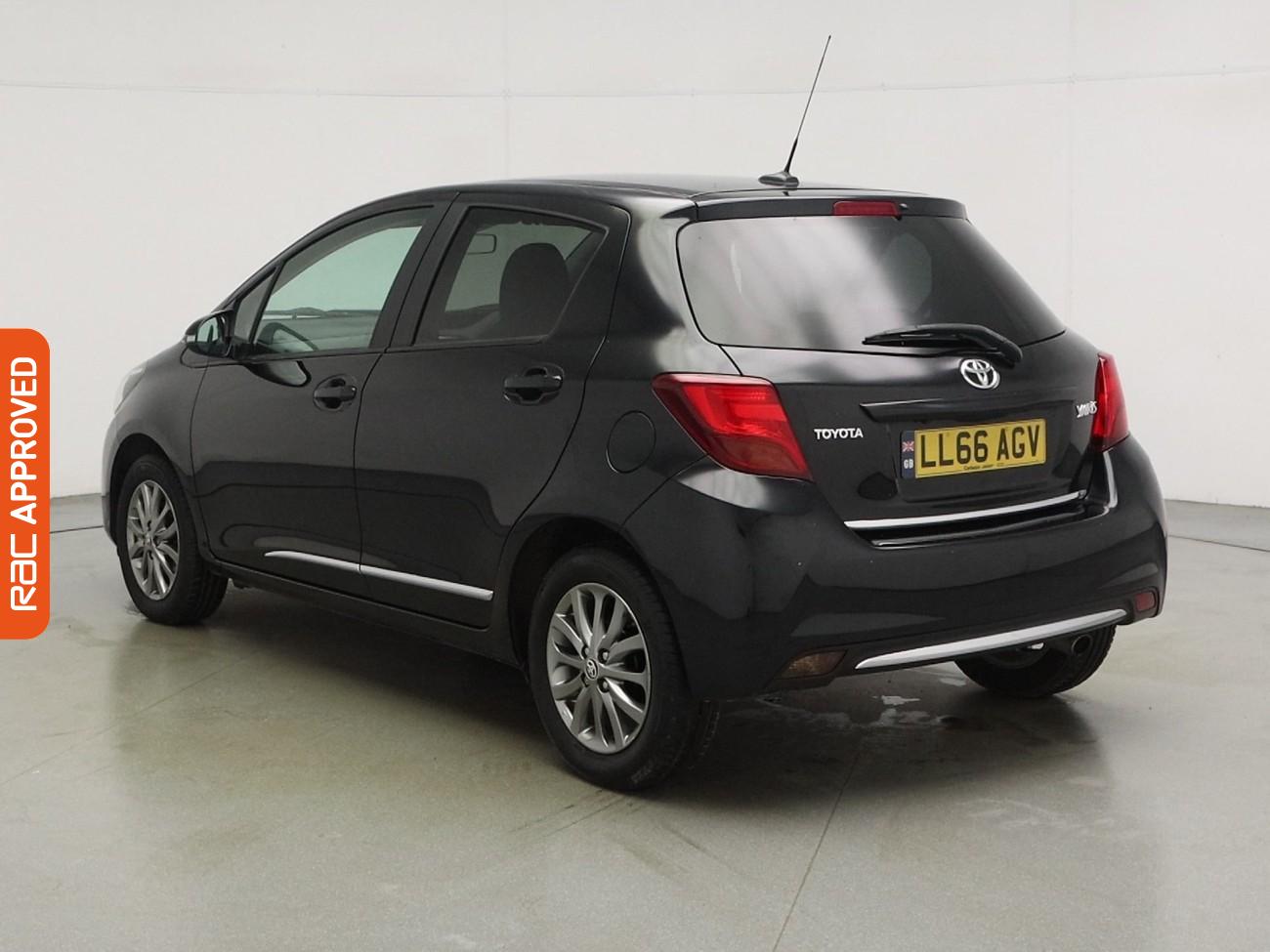 Used Toyota Yaris 2016 for sale - 77862852: Photo 4