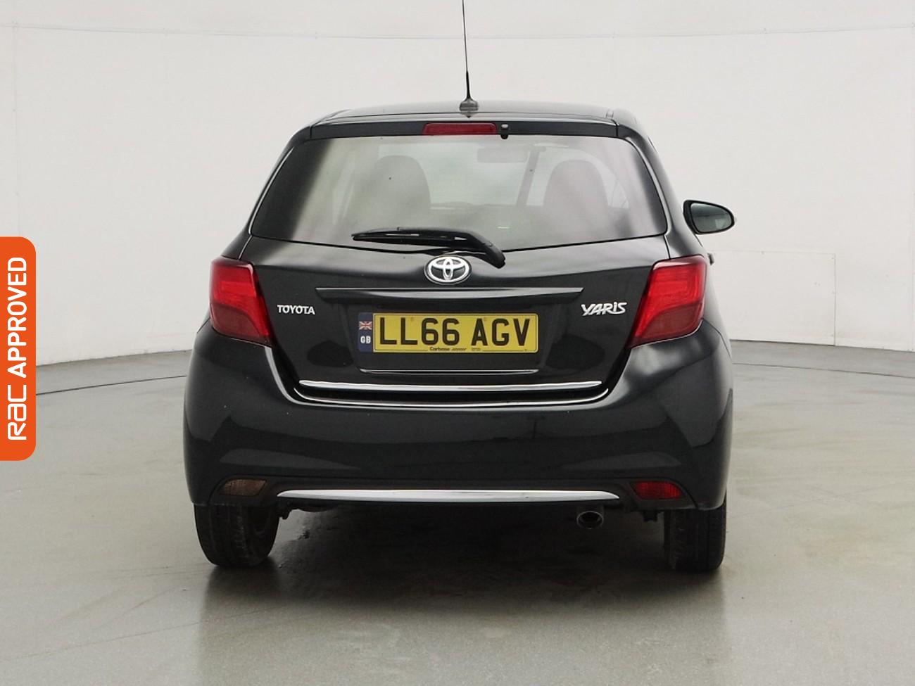 Used Toyota Yaris 2016 for sale - 77862852: Photo 8