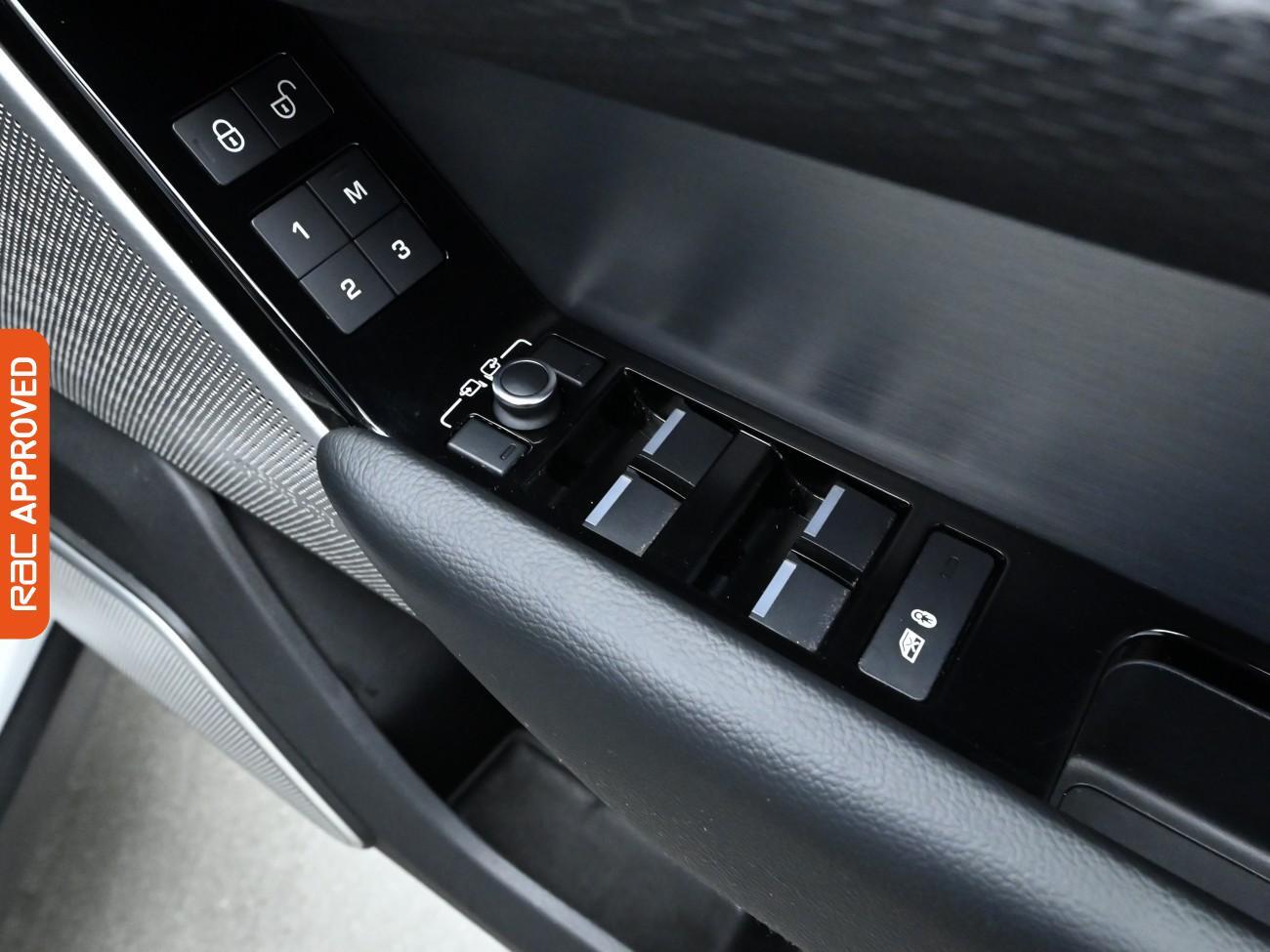 Used Land Rover Range Rover Velar 2019 for sale - 76495393: Photo 27