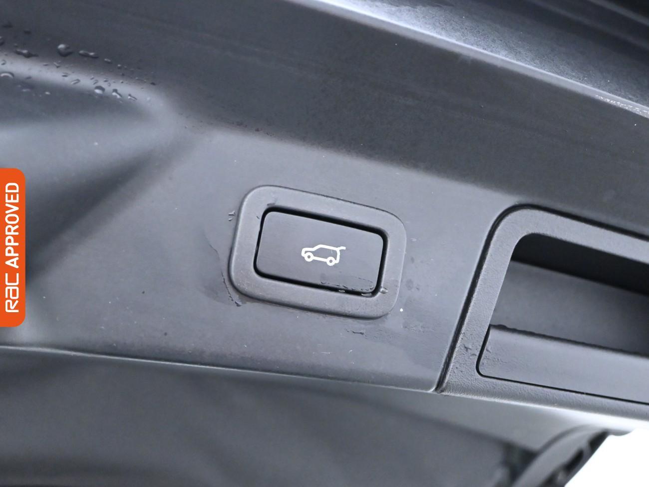 Used Land Rover Range Rover Velar 2019 for sale - 76495393: Photo 29