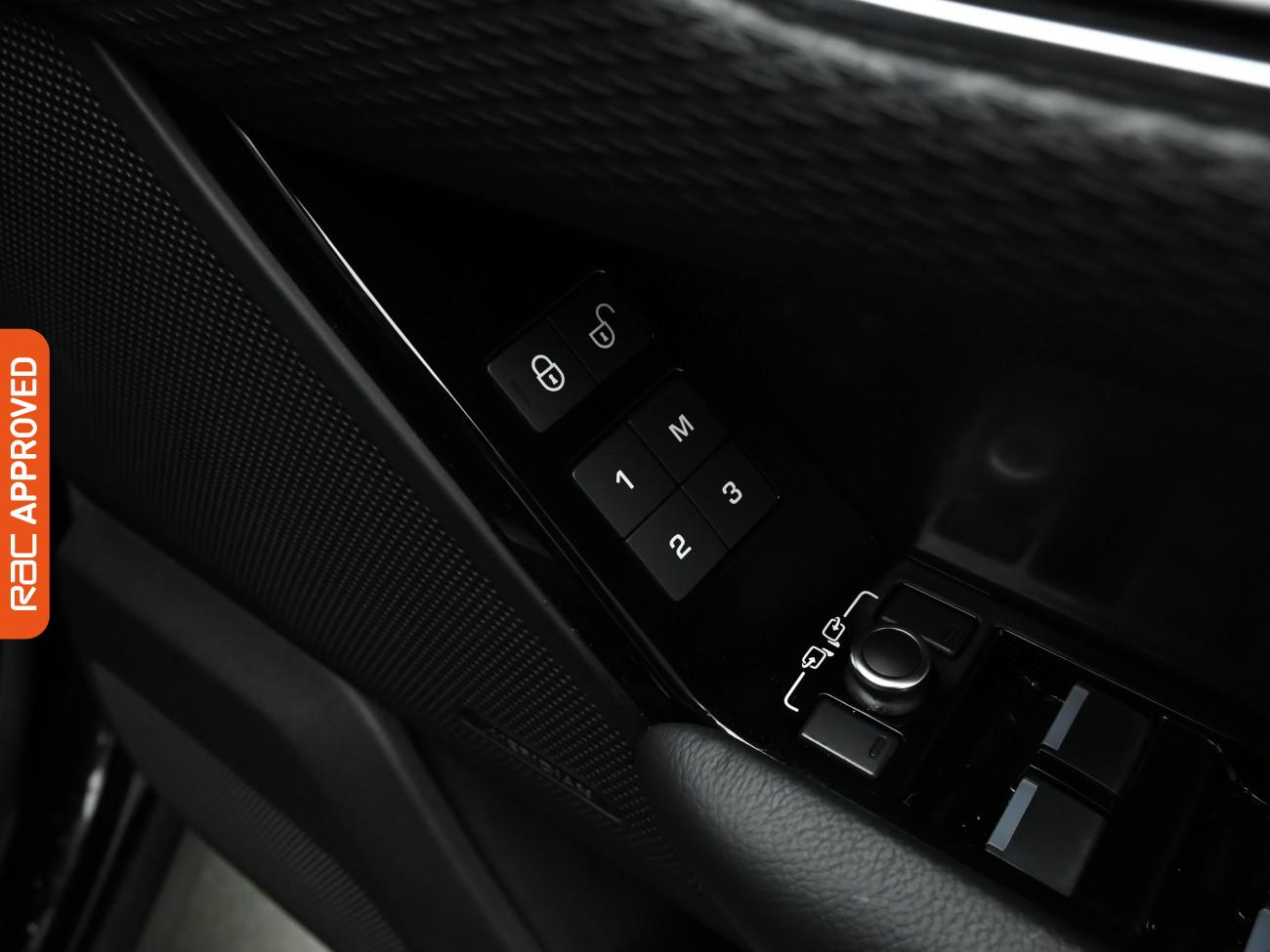 Used Land Rover Range Rover Velar 2019 for sale - 76520035: Photo 27