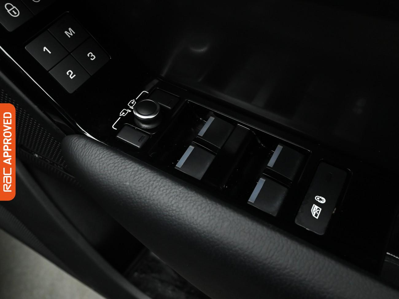 Used Land Rover Range Rover Velar 2019 for sale - 76520035: Photo 29