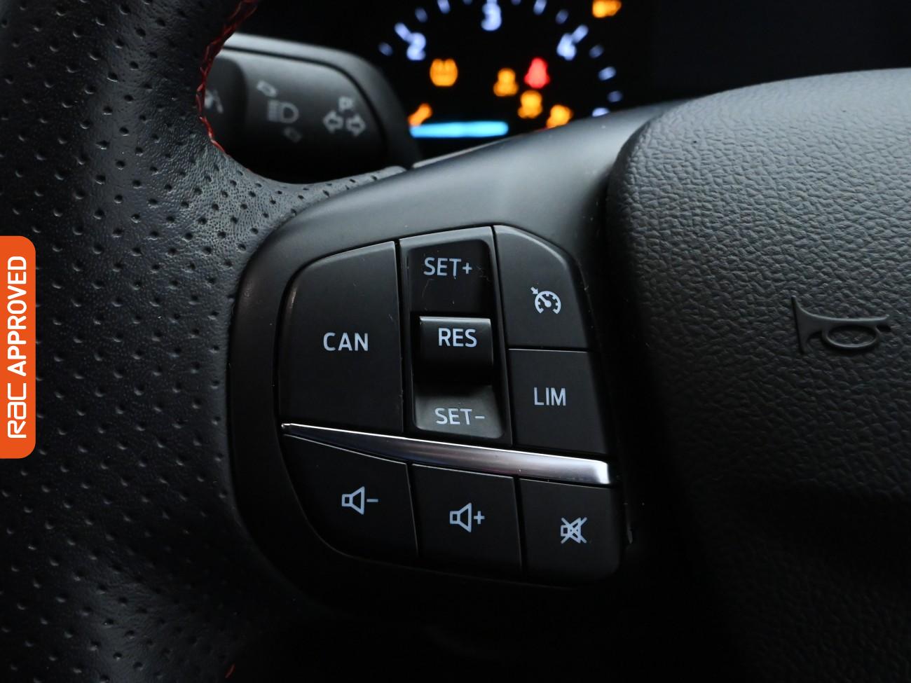 Used Ford Focus 2020 for sale - 76311140: Photo 25