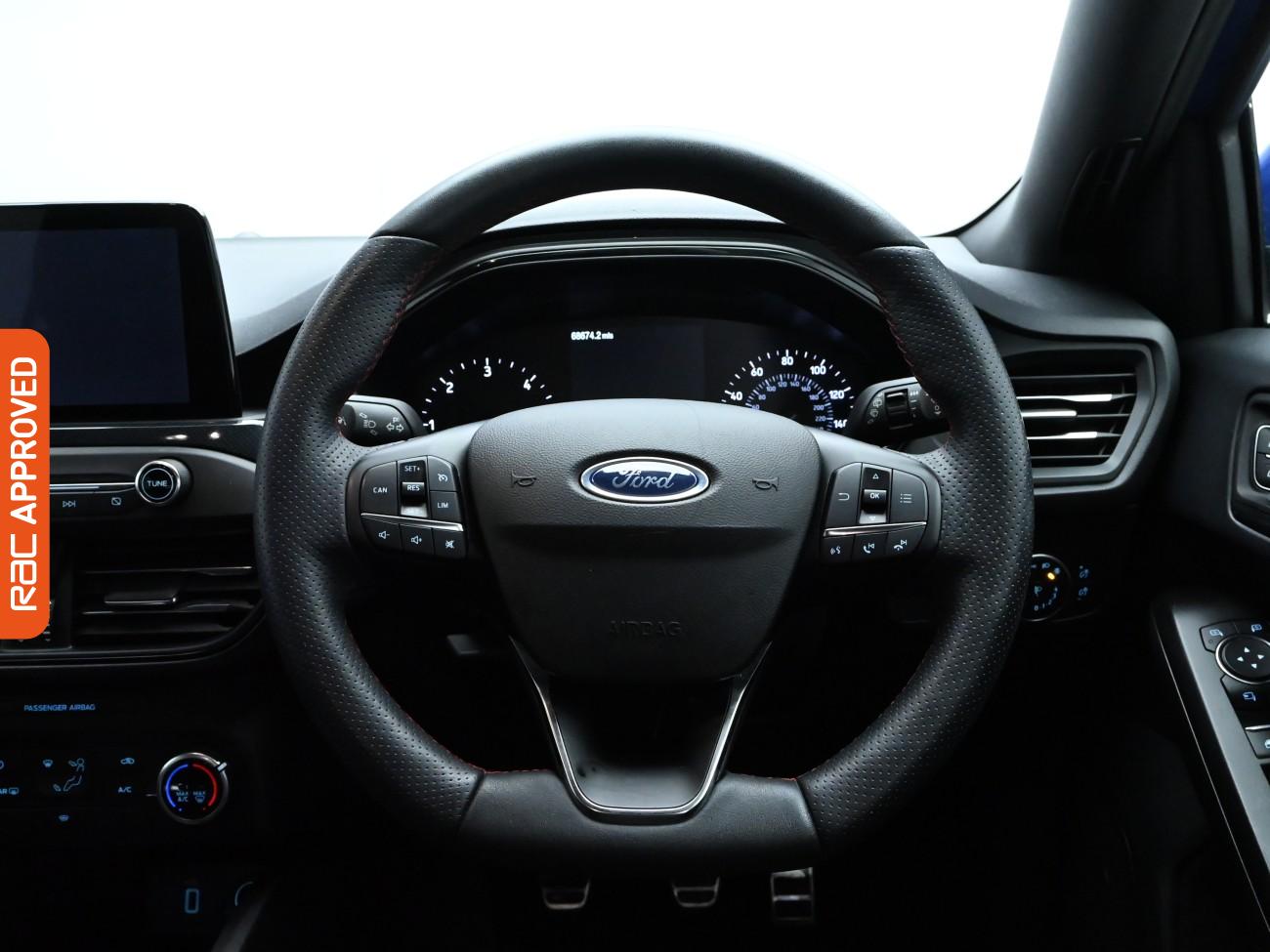 Used Ford Focus 2020 for sale - 76311140: Photo 9