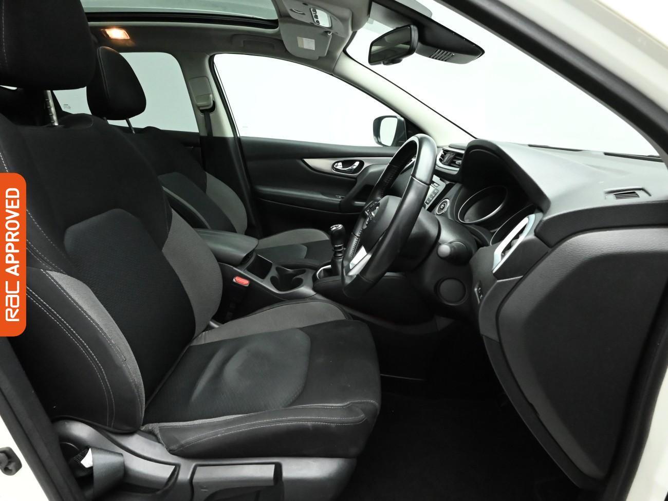 Used Nissan Qashqai 2018 for sale - 76697549: Photo 12