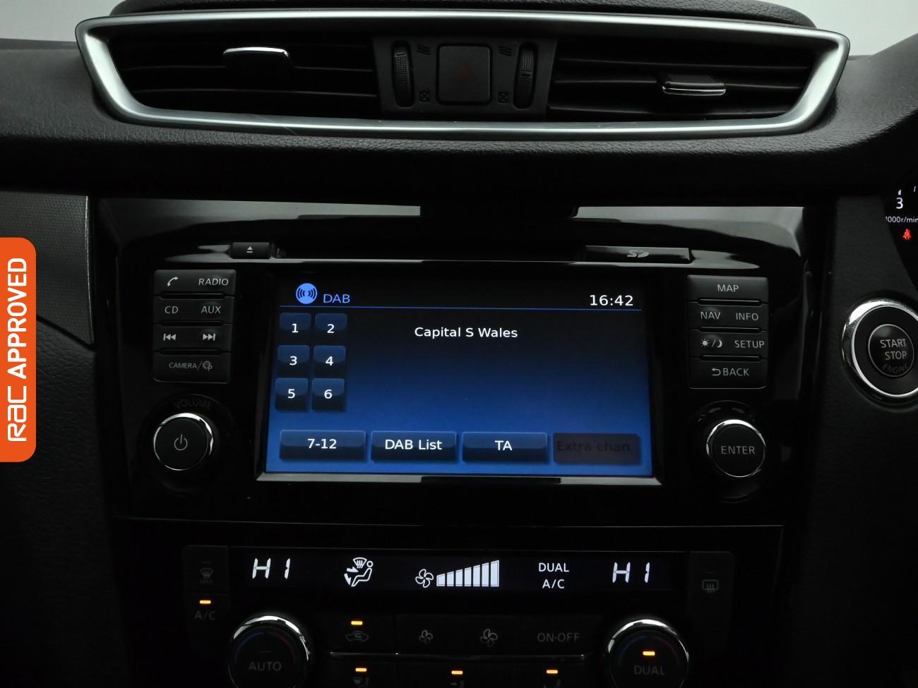 Used Nissan Qashqai 2018 for sale - 76697549: Photo 15