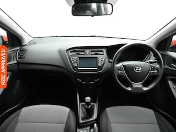 Used Hyundai i20 2019 for sale - 79620105: Photo