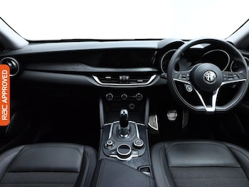Used Alfa Romeo Stelvio 2020 for sale - 75271380: Photo
